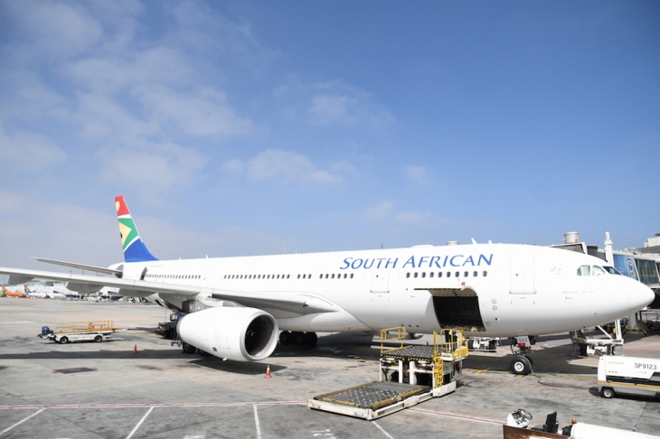 ケープタウンまでの空路は南アフリカ航空で快適な空の旅