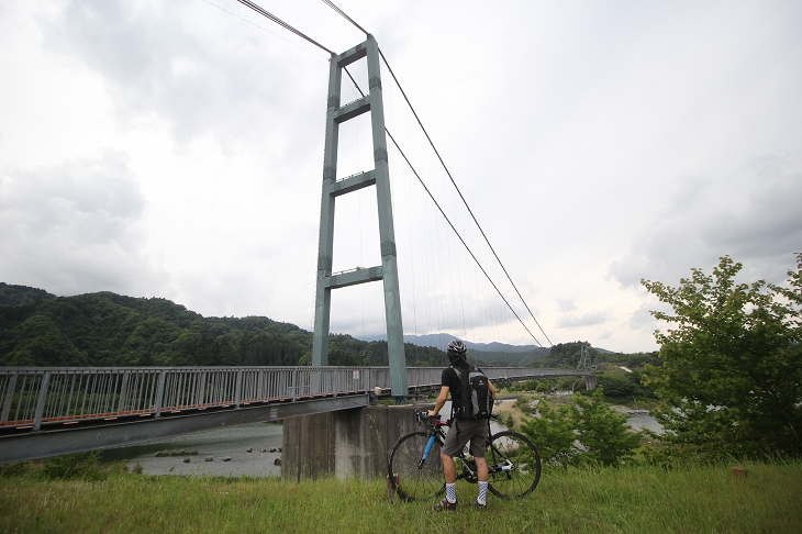 水の郷大吊橋は全長300m超の歩道橋（！）なのだ