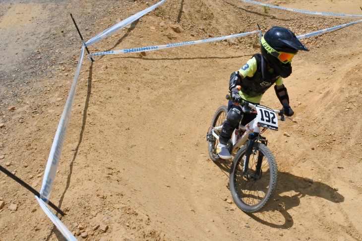 最年少ライダー、小学1年生の吉村慶之介選手