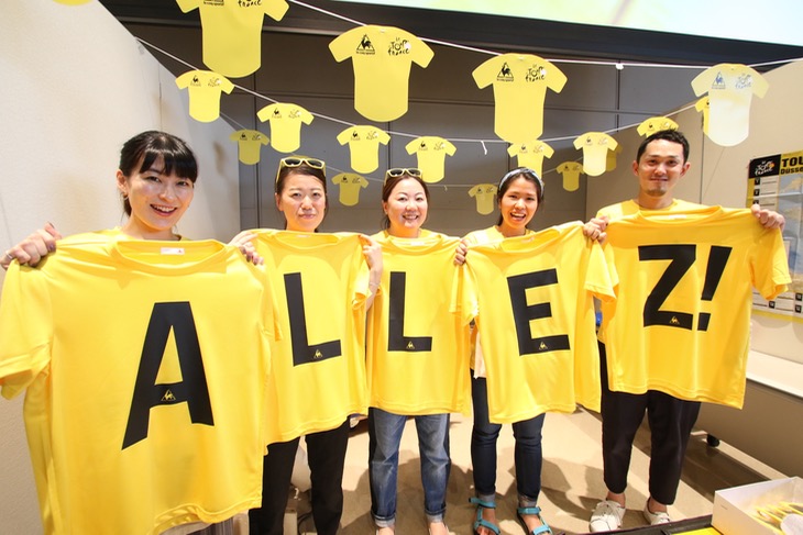 会場を黄色に染めたルコックスポルティフのALLEZ!Tシャツ