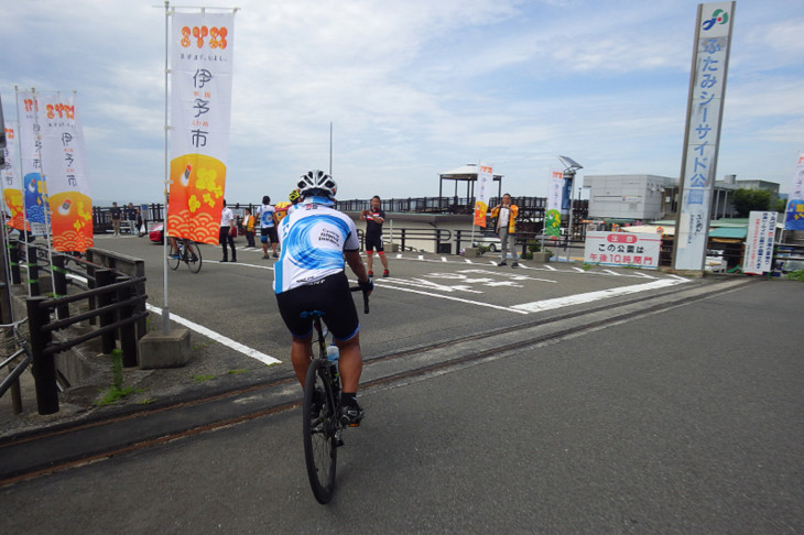 伊予市の歓迎を受けた、ふたみシーサイド公園