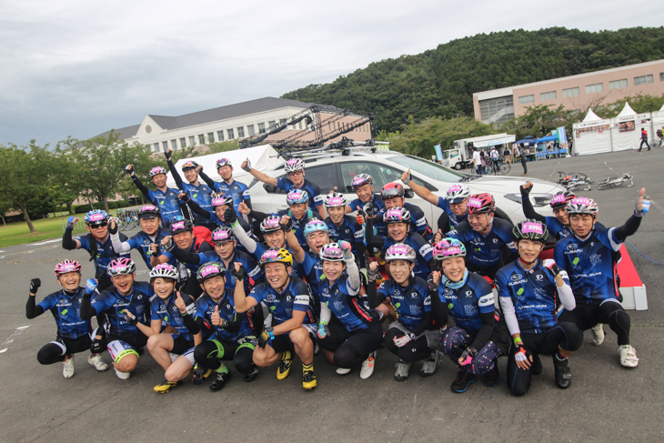 ツール・ド・東北を走るSUBARU100kmチャレンジプロジェクトの皆さん