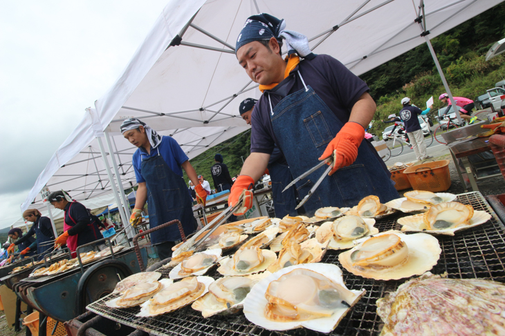 殻ごと豪快に焼く雄勝のホタテを楽しみにしていた人は多いだろう