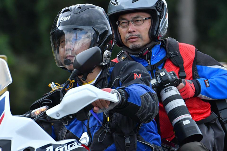 Jプロツアー2017輪島ロードで撮影中の高木秀彰さん。これが最後のレース撮影となった