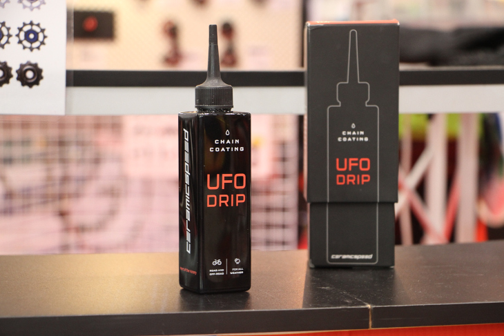 セラミックスピード UFO Dripを使用する場合は、ぜひUFO Cleanもあわせて使用したい