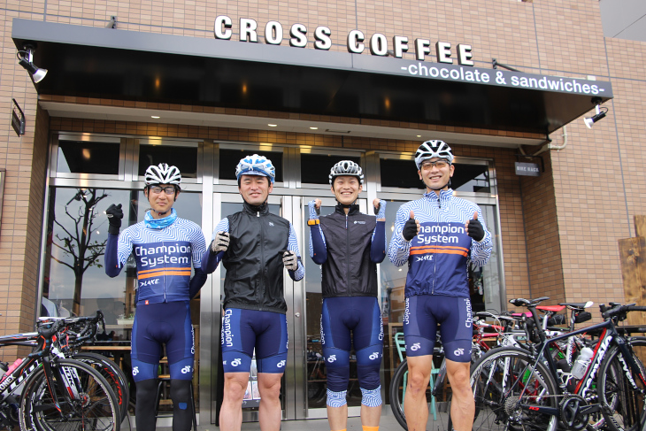 CROSS COFFE発着で仲間とライドを楽しもう