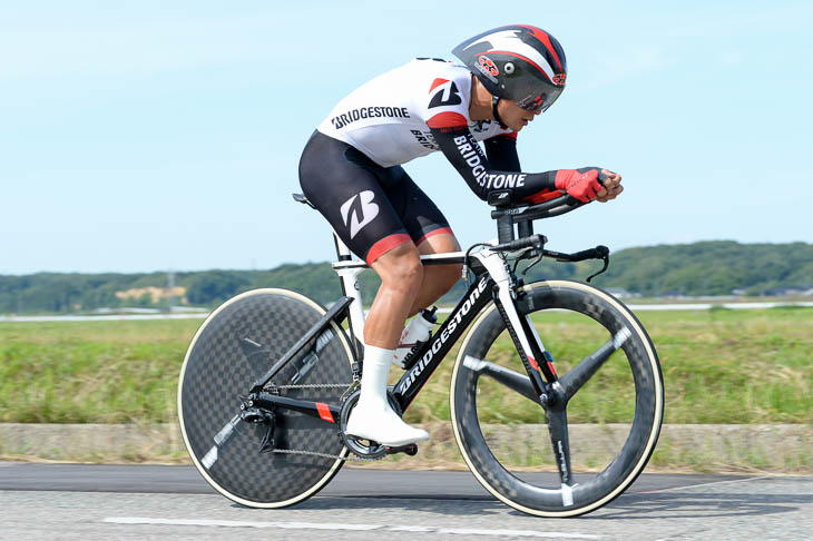 男子エリート優勝　窪木一茂（チームブリヂストンサイクリング ）