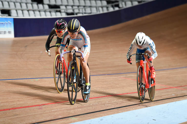 女子スクラッチ　阿部セラ（スミタ・エイダイ・パールイズミ・ラバネロ）が優勝