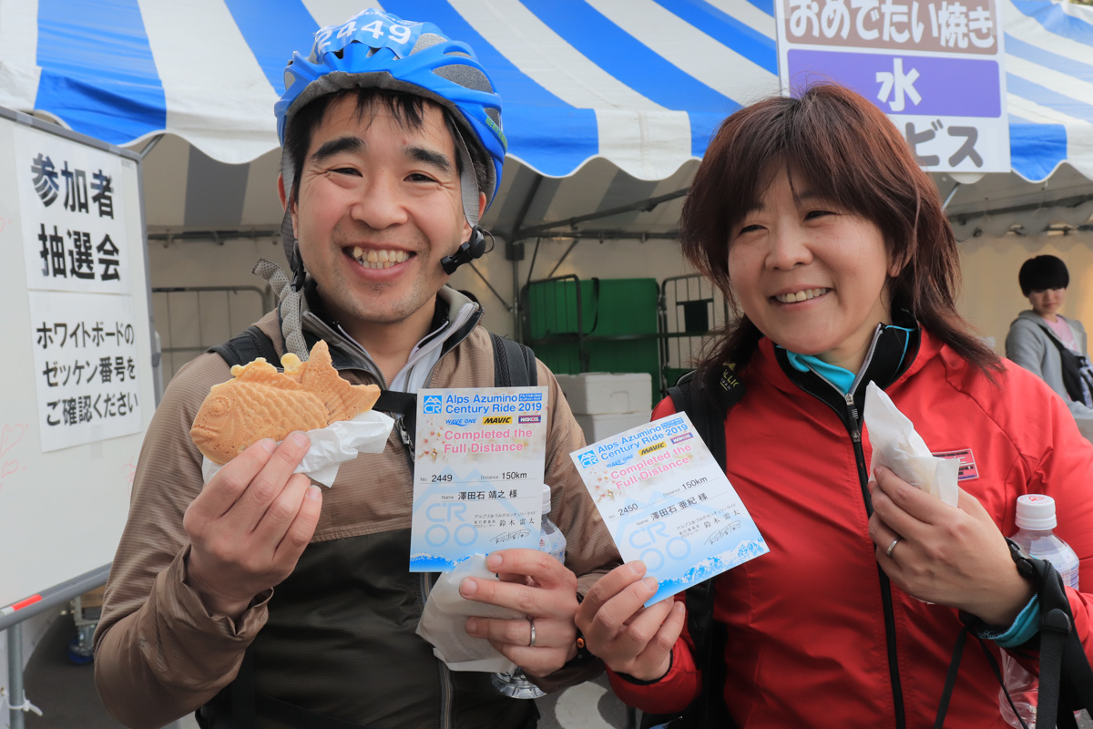 完走記念にもらえるおめでタイ焼きが最後の補給食