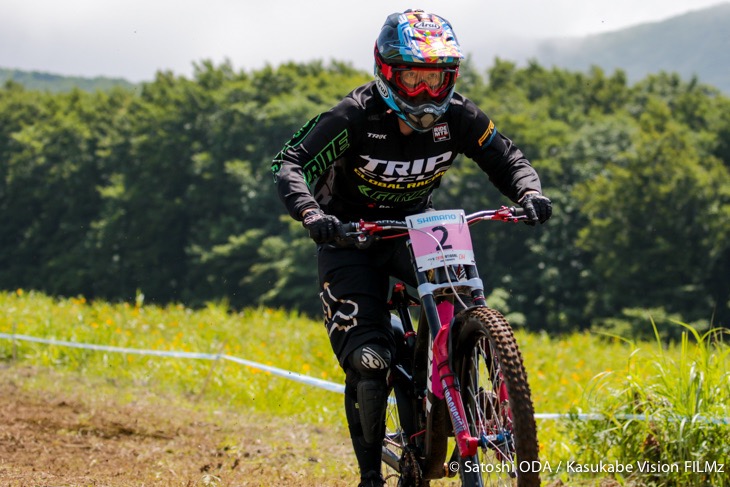 ダウンヒルエリート女子優勝　岩崎美智恵（TRIPCYCLE GLOBAL RACING）