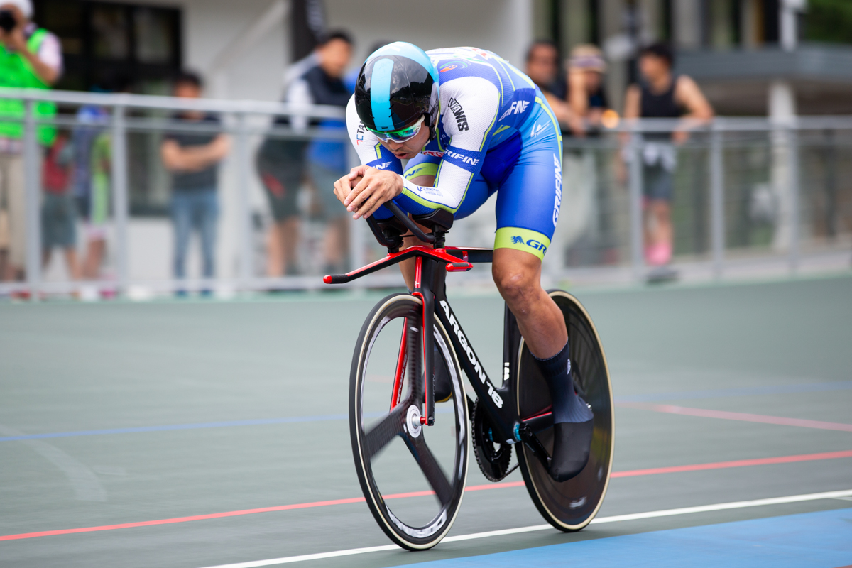 男子4km個人パーシュート優勝　渡邊正光（群馬グリフィン）