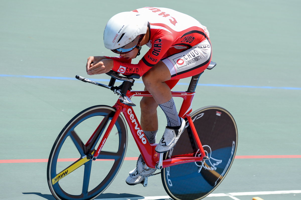 男子4kmインディヴィデュアルパーシュート 優勝 山本哲央（中央大学）