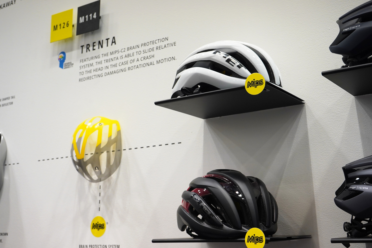 フラッグシップモデルの「TRENTA」もMIPS搭載モデルをリリース