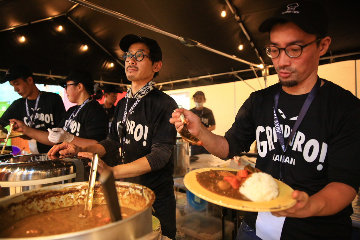 ランチは地野菜いっぱいの濃厚カレー