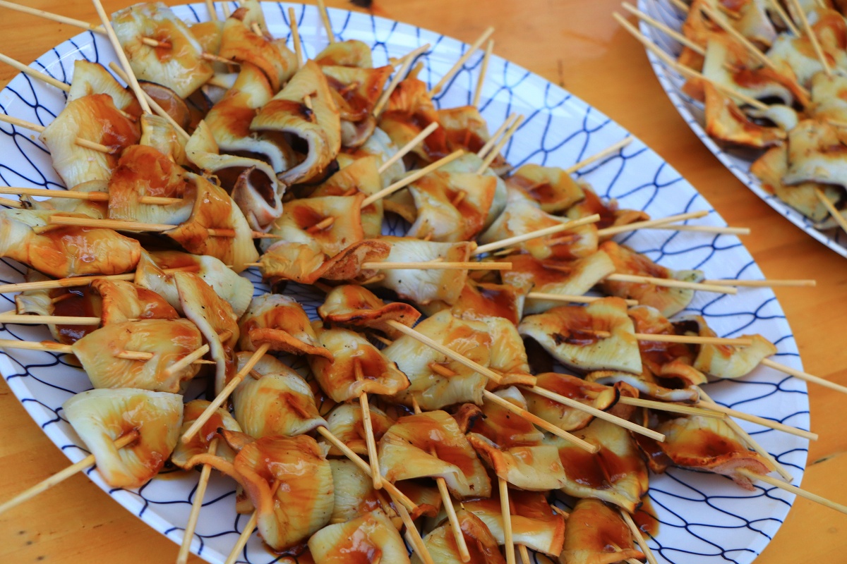 第1エイドではイカ焼きが