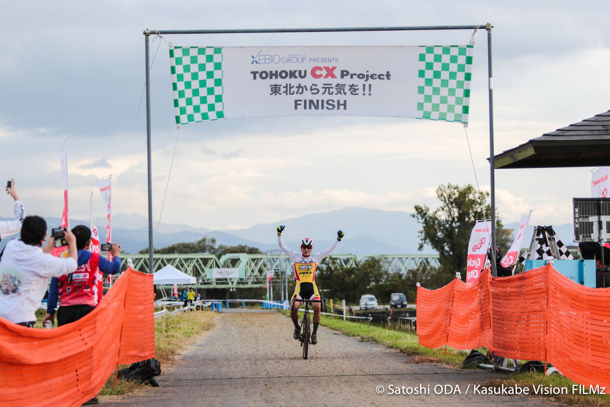 UCI男子エリート　優勝の織田聖のフィニッシュ