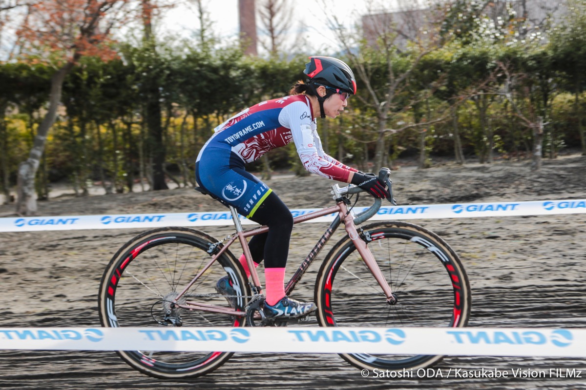 UCI Women Elite 2位西山みゆき（Toyo Frame Field Model）