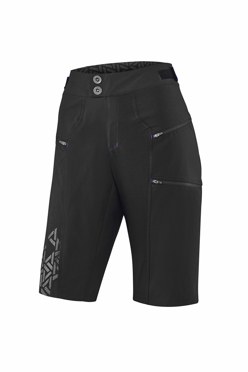 Liv ENERGIZE BAGGY SHORTS