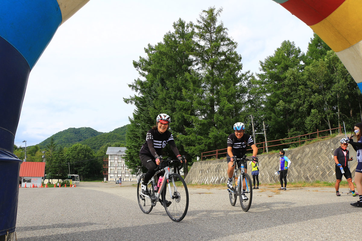 夫婦で60kmコースを完走！！