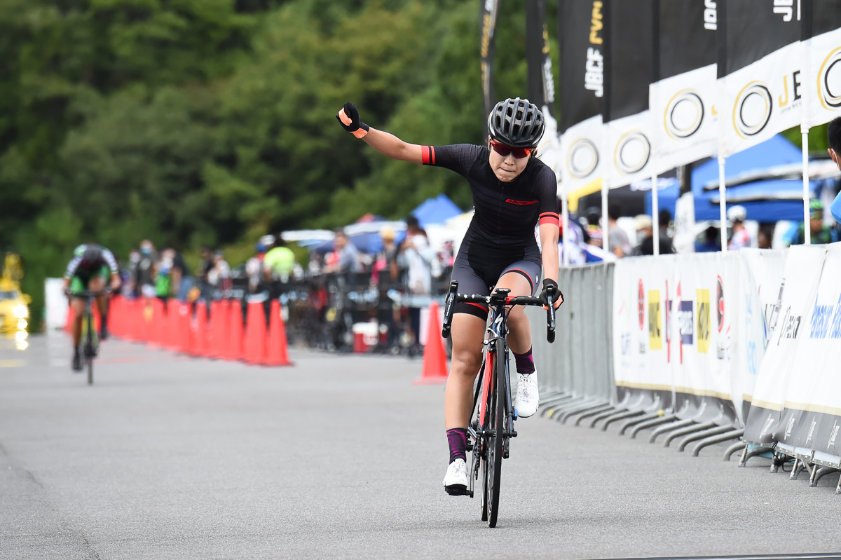 女子　樫木祥子（株式会社オーエンス）が今季3勝目を挙げた