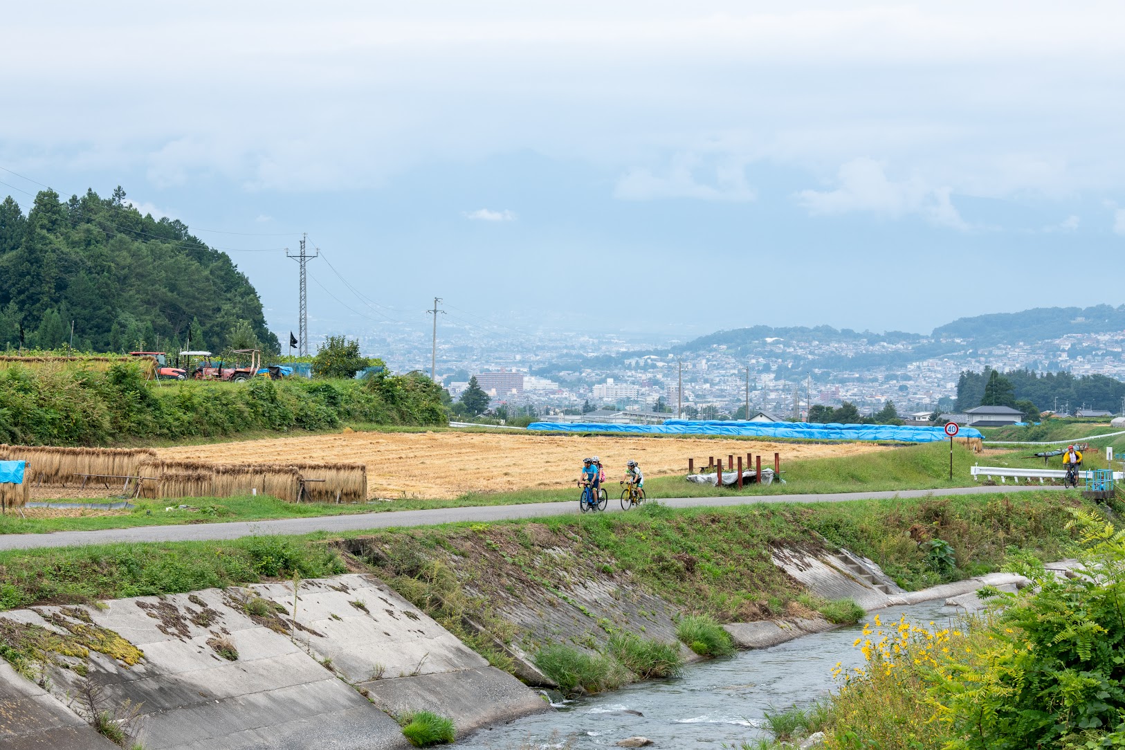 川沿いにどんどん標高を上げていく