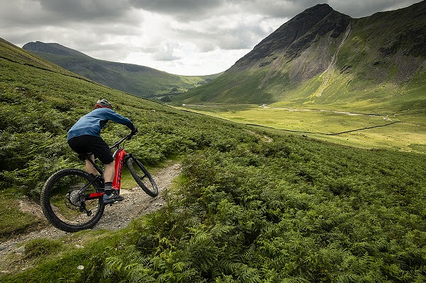 MTBパーク「トレイルアドベンチャー・フジ」でトレックのE-MTB