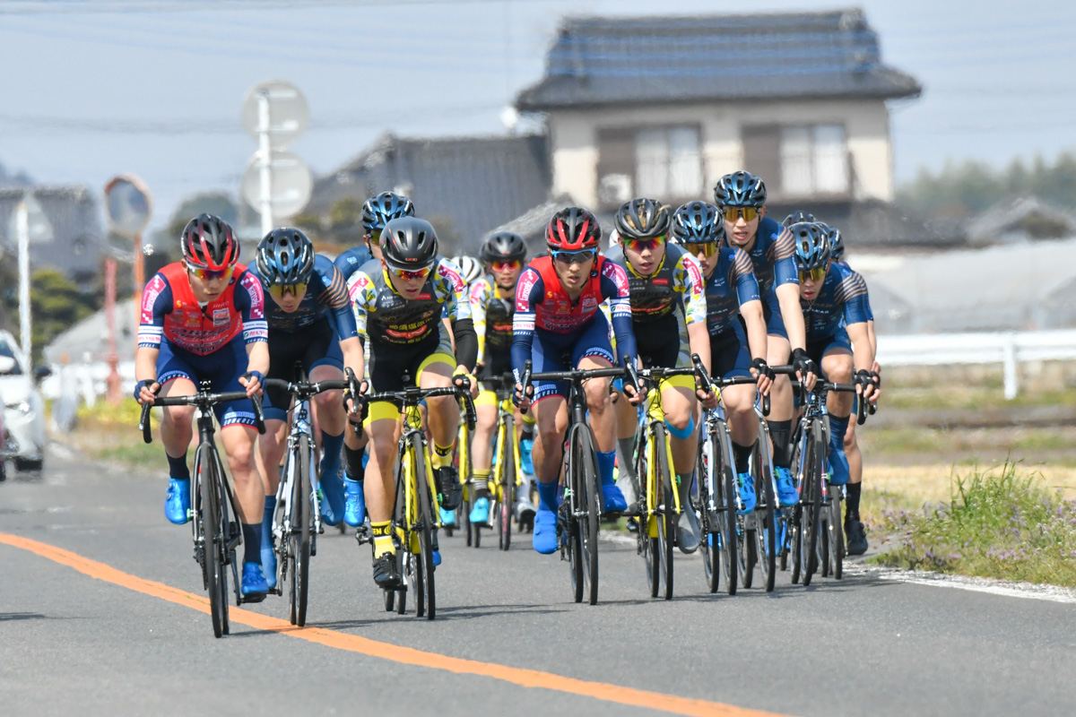 開幕戦を主導したのは地元チームの宇都宮ブリッツェン