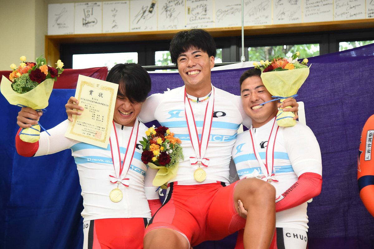 男子チームスプリント優勝の中央大学