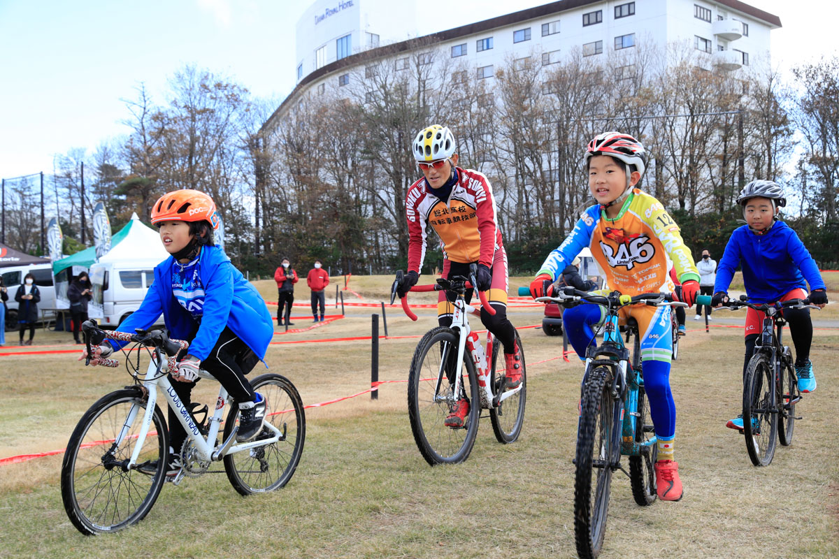 人気のある弱虫ペダルが自転車競技普及と認知度アップの助けになると考えて協力を仰いだ