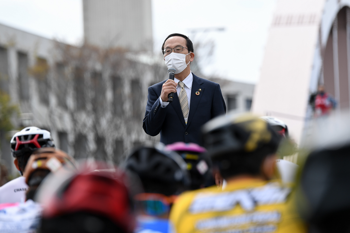 富士市の小長井義正市長