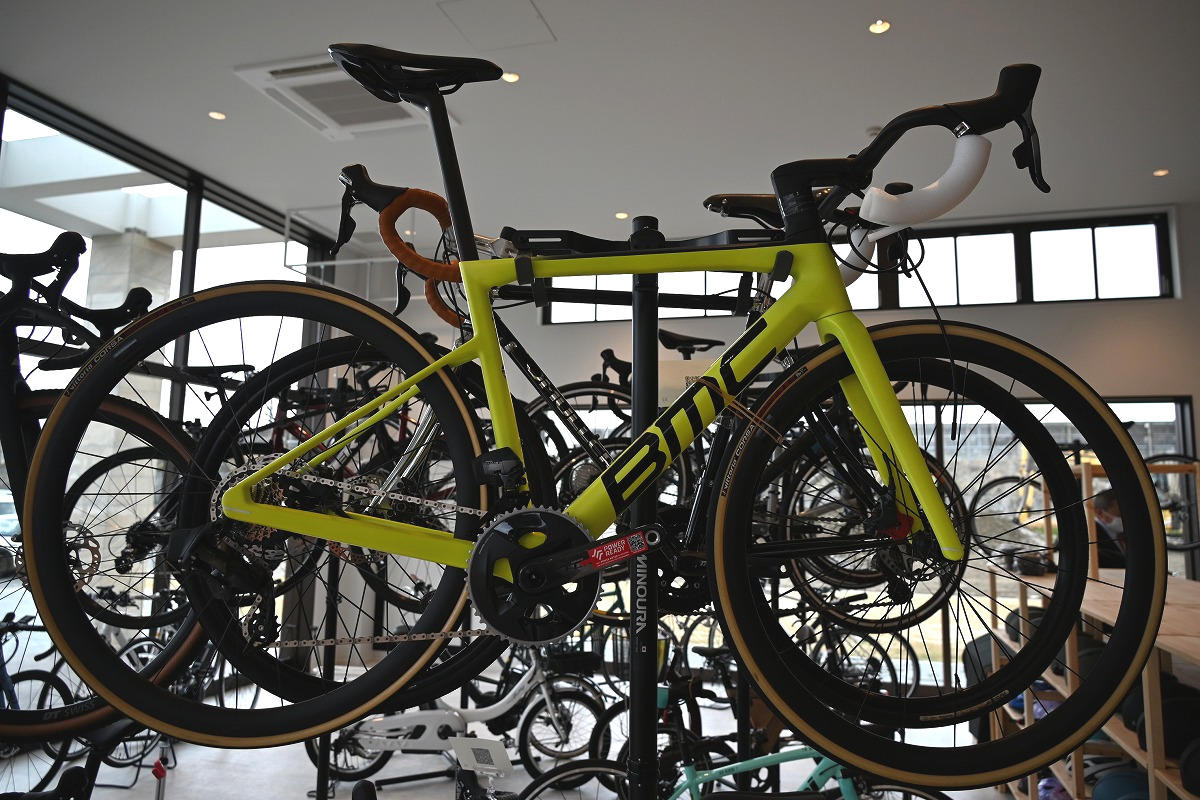 フタバ商店が取り扱うBMC Teammachine SLR01 FOUR