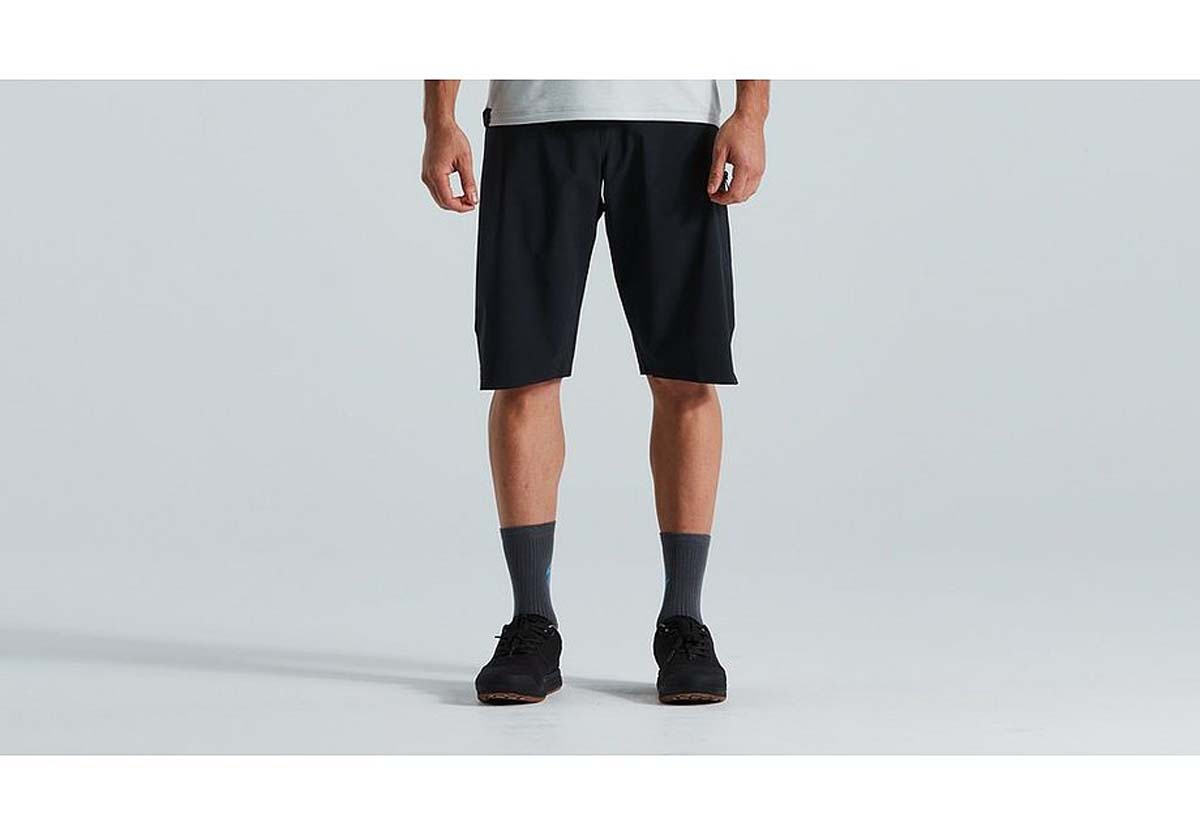 スペシャライズド MEN'S TRAIL AIR SHORTS