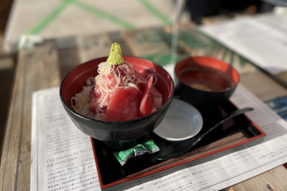 美味しい海鮮丼