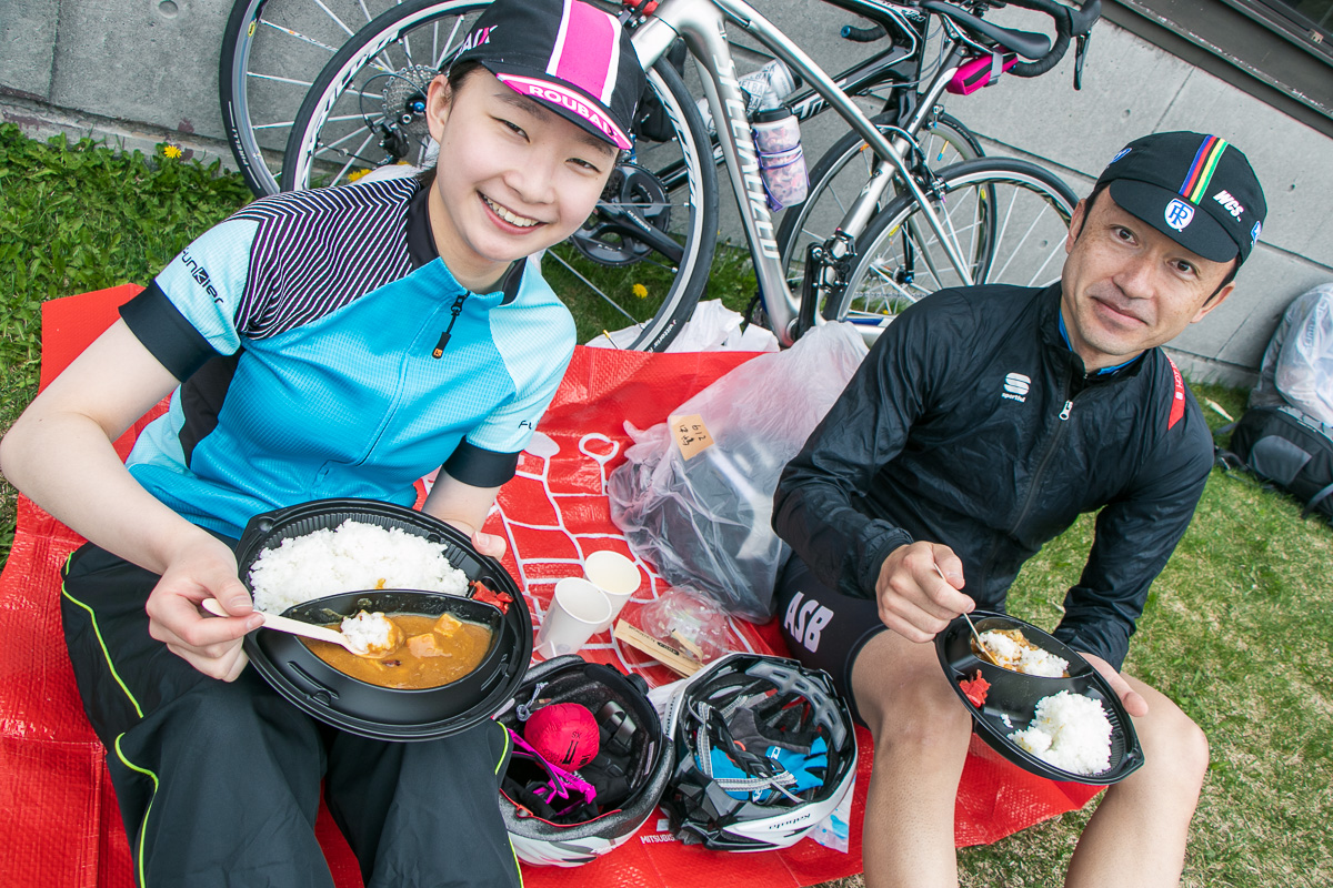 美味しいカレーに舌鼓