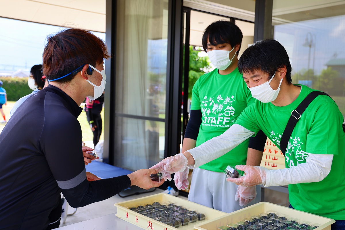 「黒胡麻おはぎ」が振舞われた