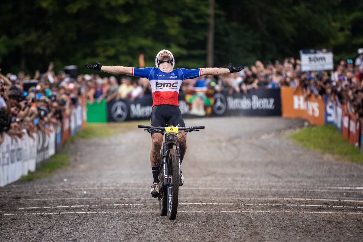 ワールドカップ初勝利を挙げたティトアン・カロ（フランス、BMC・MTBレーシングチーム）