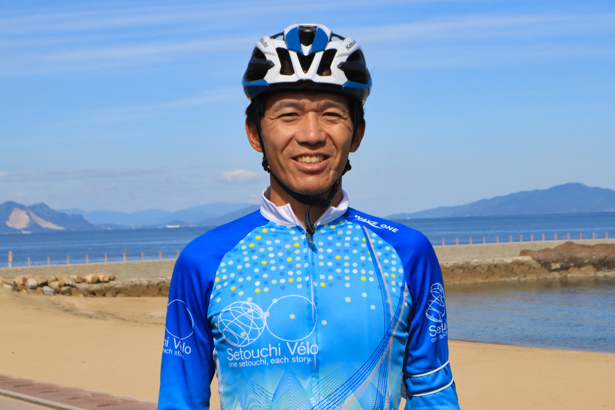 Setouchi Véloスーパーバイザーのプロサイクリスト門田基志さん（ジャイアント）