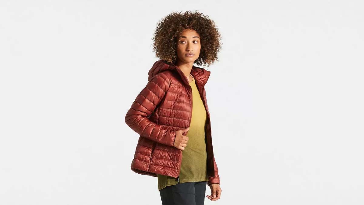 スペシャライズド PACKABLE DOWN JACKET MEN / WMN（RUSTED RED）