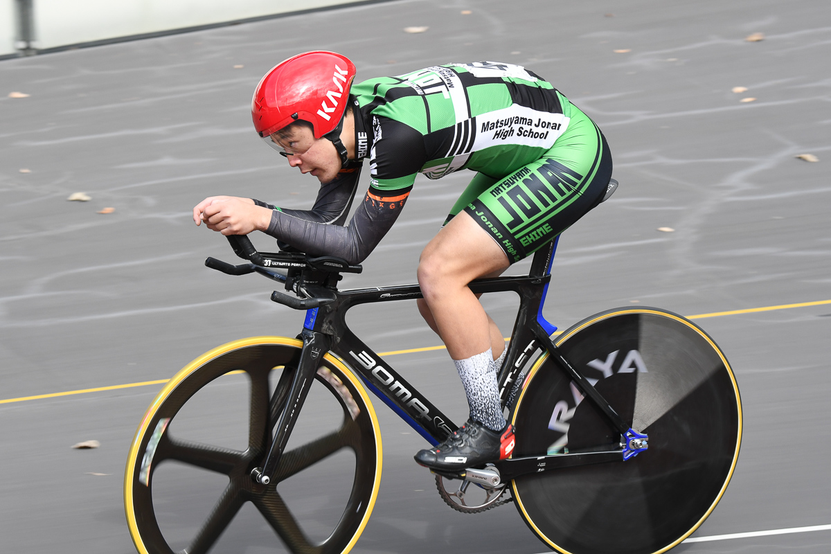 男子ジュニア3km個人パーシュート　鈴木澪（松山学院高等学校 自転車競技部）3分45秒486