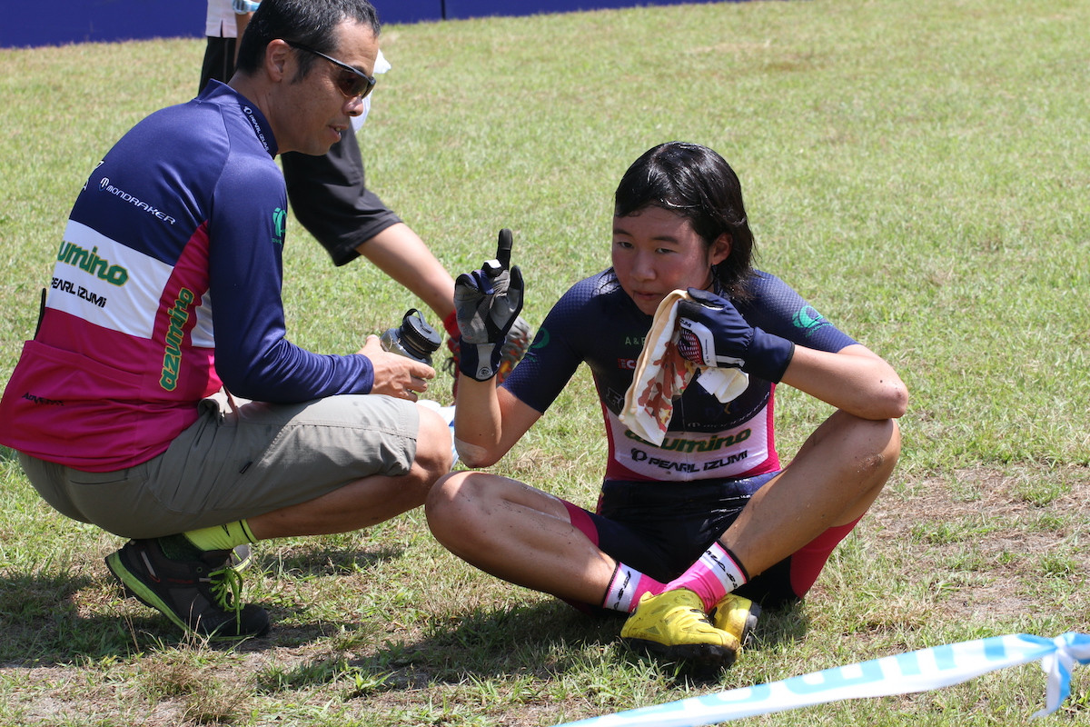 小林の父（左）、小林昌樹氏も91年MTB世界選ダウンヒル代表だった。